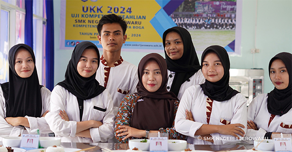 SMKN 1 Jerowaru Gelar Uji Kompetensi Keahlian