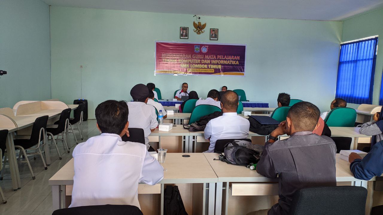 MGMP Teknik Komputer dan Informatika Gelar Pertemuan di SMKN 1 Jerowaru